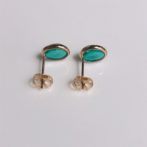 オーバルピアス　ピーコックグリーン裏面