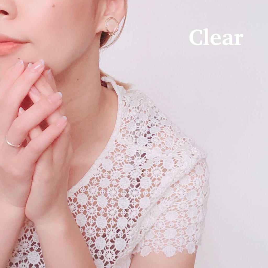 ElodiePavieイヤリング/クリア