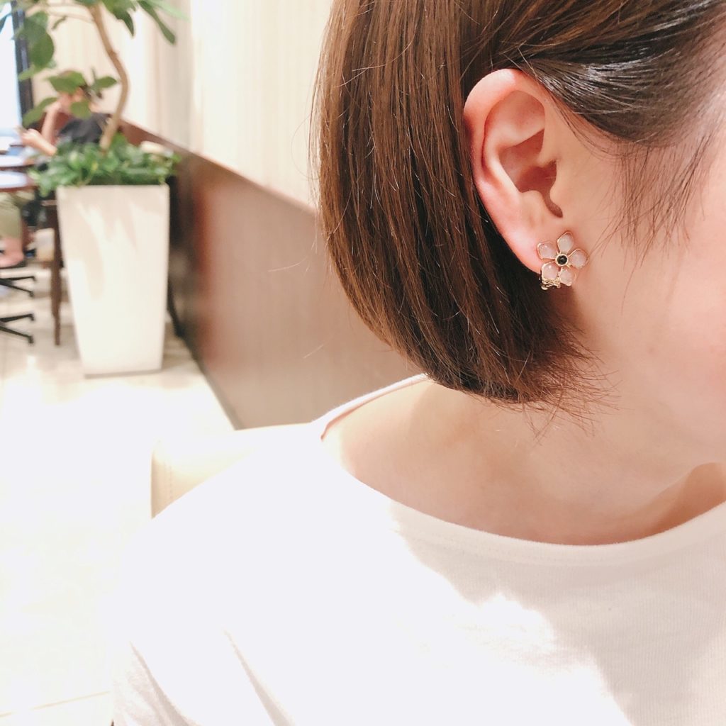 フラワーイヤリング