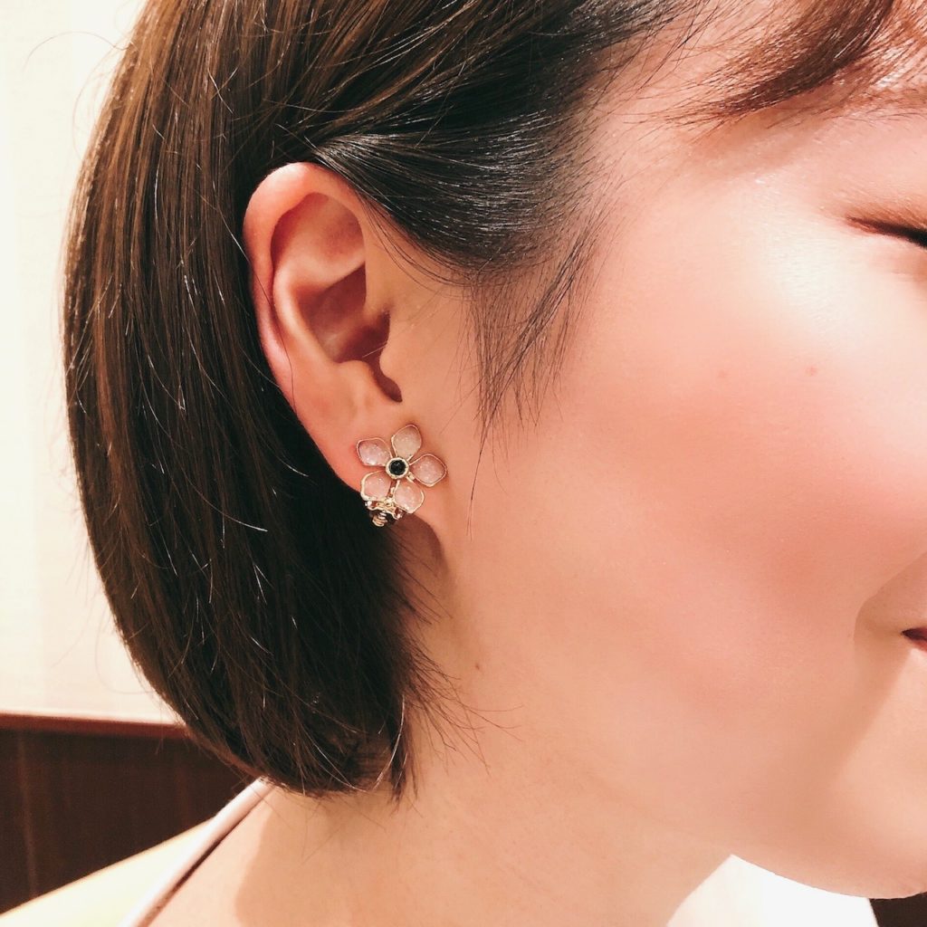 フラワーイヤリング