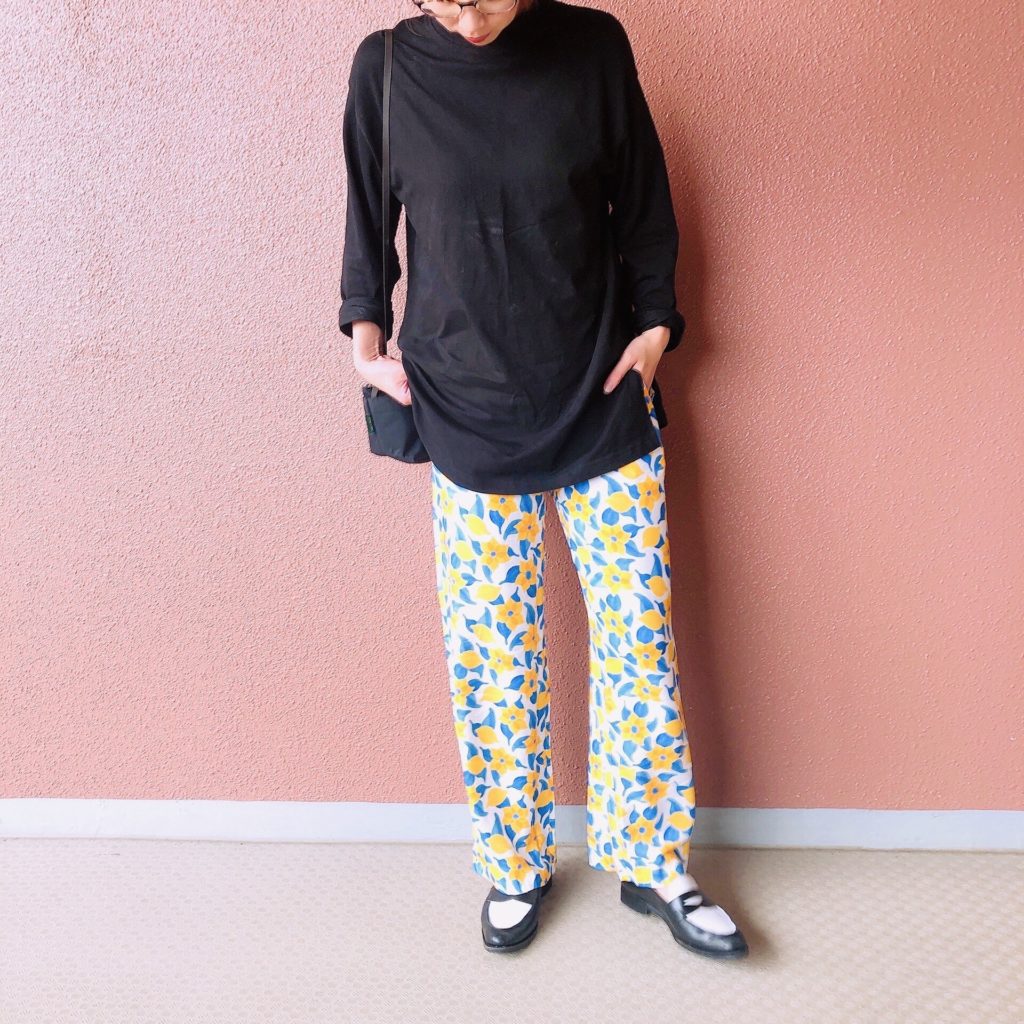 ソワパリ　パンツ