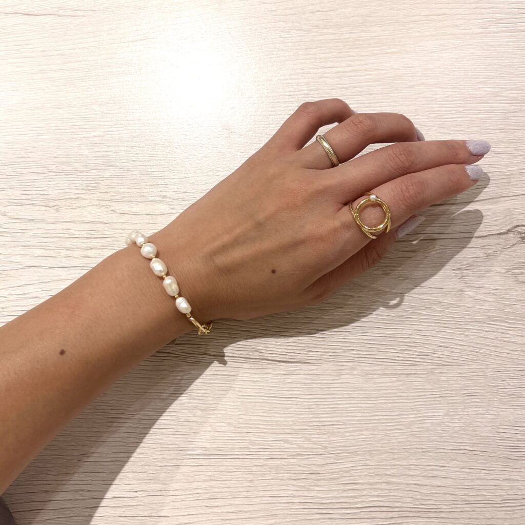 ジゼルべーブレスレット