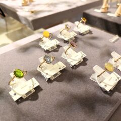 フランスアクセサリー入荷のお知らせ