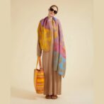 TRAITS PARIS イエローグリーン系コットンシルク高級ストール新品 セール】 TRAITS コットンシルクランダムストライプ ストール