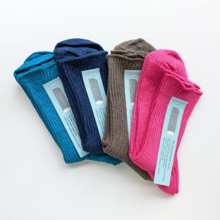 from F(フロムエフ)スカンジナビア リネンソックス