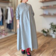 Linen Ya(リネンヤ)スタンドカラーワンピース
