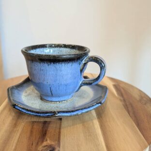 万風窯(まんぷうがま)カップ&ソーサー