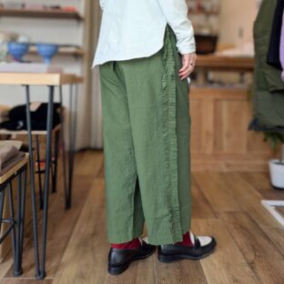 NARU Factory(ナルファクトリー)フリルワイドパンツ/2color